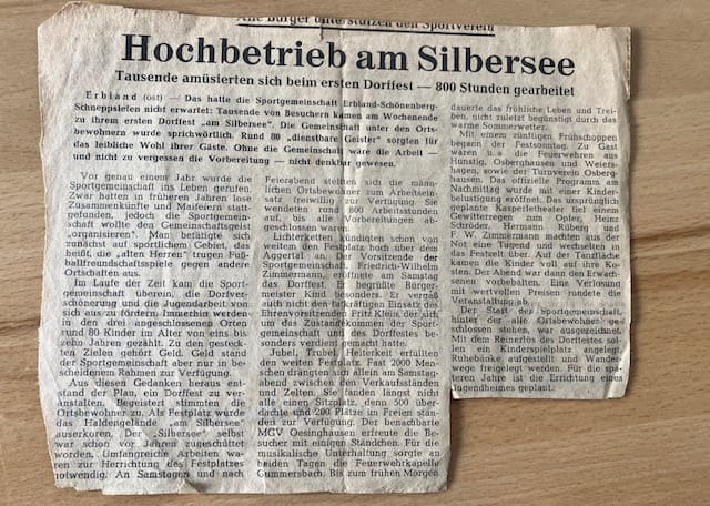 Tausende amüsierten sich beim ersten Dorffest – 800 Stunden gearbeitet. Tausende amüsierten sich beim ersten Dorffest – 800 Stunden gearbeitet.
