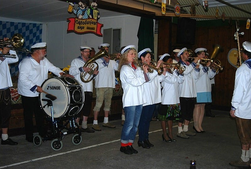 Erstes Oktoberfest am Silbersee bietet reichlich Action und „Live-Tamtam“ Erstes Oktoberfest am Silbersee bietet reichlich Action und „Live-Tamtam“